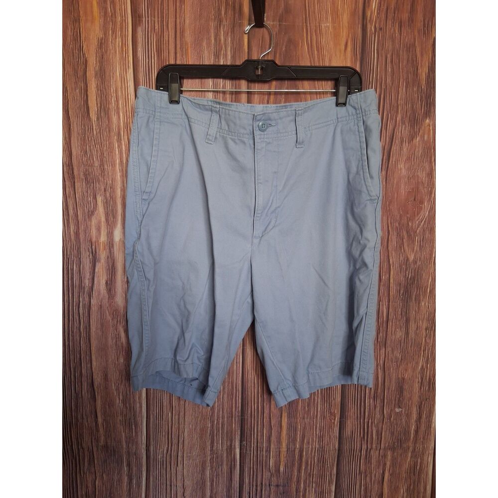 Old Navy Men's Size 36 Light Blue Chino Shorts Flat Front Casual Everyday